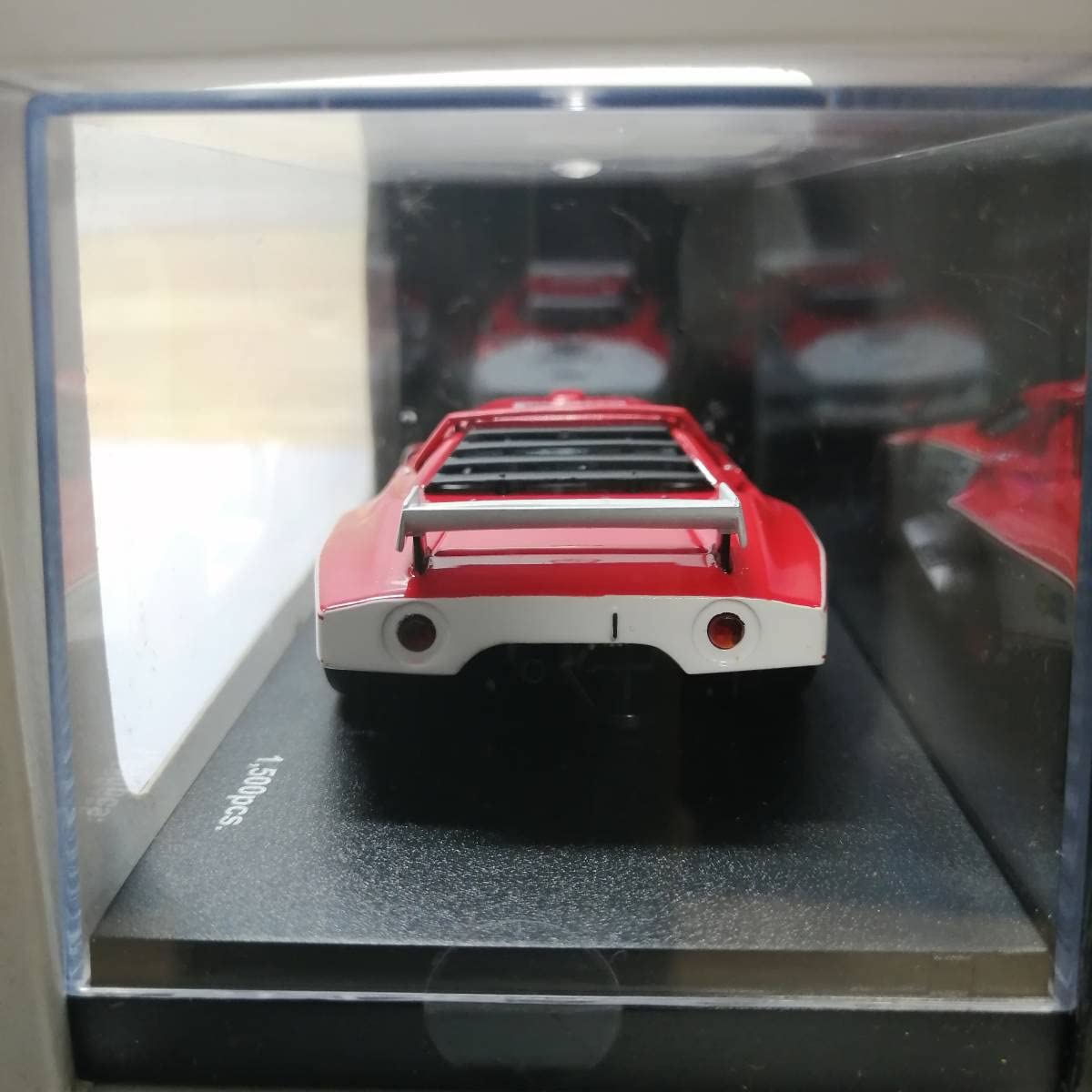 【Kyosho】ベルトーネ・ストラトス 1/43 スケール【ディスプレイモデル】 Kyosho】ベルトーネ・ストラトス 1/43 スケール【ディスプレイモデル